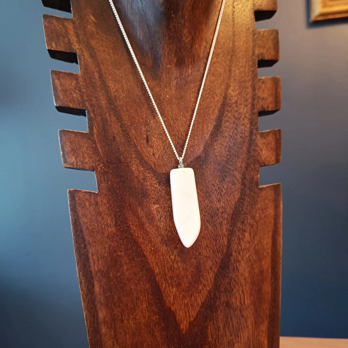 Large Spear Clear and Raw Agate stone